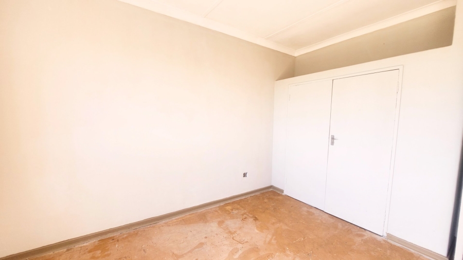 Commercial Property for Sale in La Hoff North West